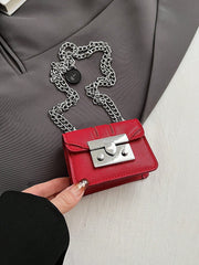 Pearl Perfection: The Ultimate Crossbody Bag for Every Event - Luxe Ladies Moda