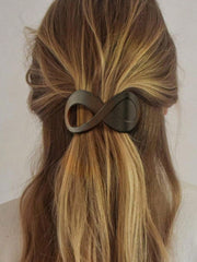 Elegant Minimalist Amber & Black Hair Clips - 2-Piece Set for Versatile Styling - Luxe Ladies Moda
