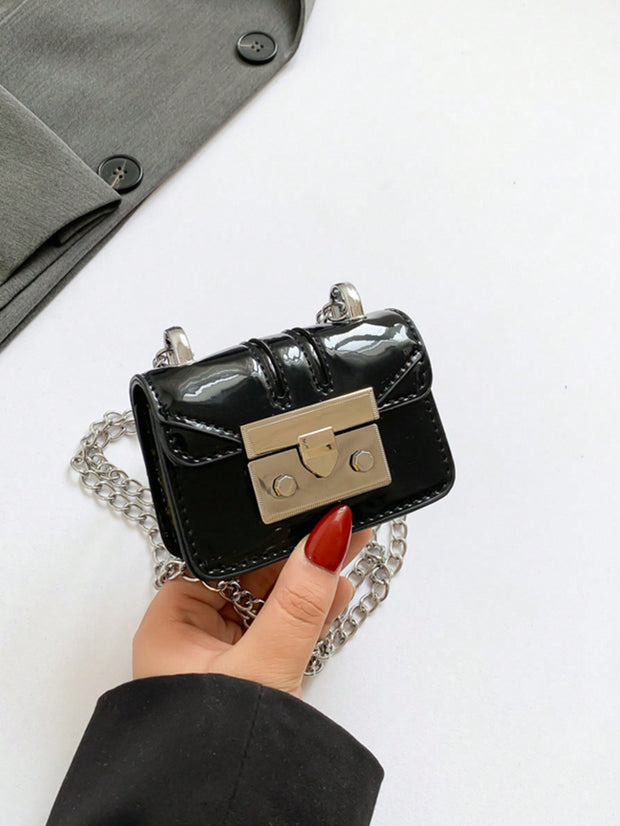 Pearl Perfection: The Ultimate Crossbody Bag for Every Event - Luxe Ladies Moda