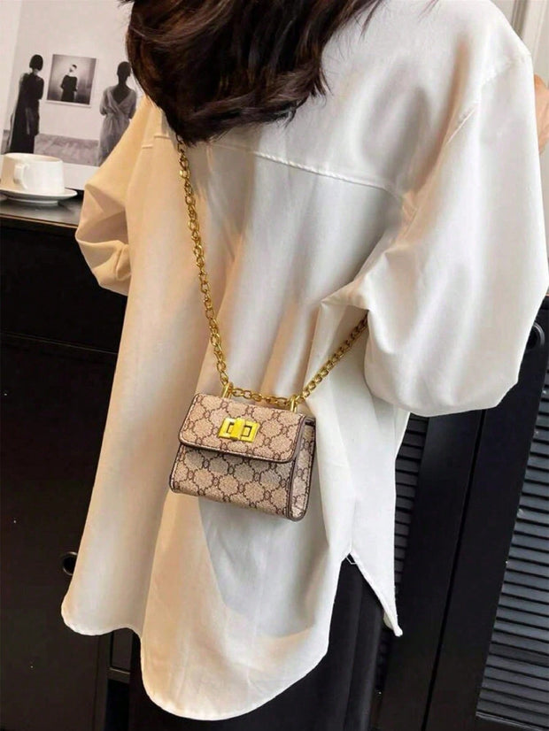 Pearl Perfection: The Ultimate Crossbody Bag for Every Event - Luxe Ladies Moda