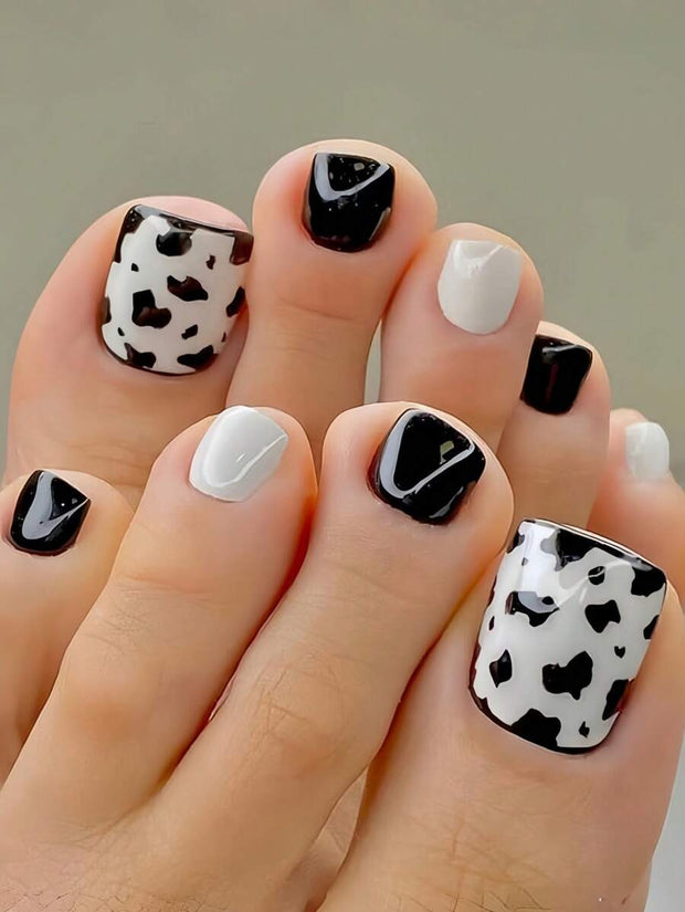 Square Shaped Matte Nail Stickers, Blue Floral Nail Art Stickers, Shiny Nail Art Stickers, Fashionable For Spring/Summer - Luxe Ladies Moda