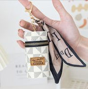 Designer Keychain Letter Key Lipstick Keychains Fashion PU Leather Purse Pendant Car Keyring Chain Charm Brown Flower Mini Bag Trinket Gift for Men Women