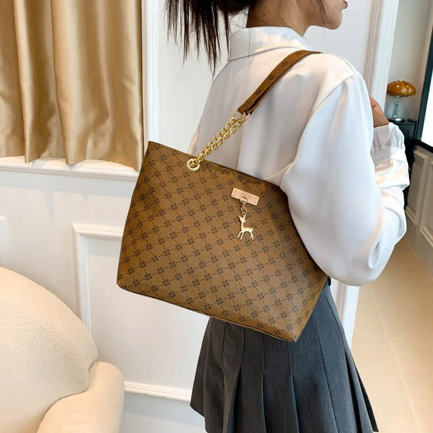 Texture Soft Leather Large Capacity Tote Women Bag With Hanging Accessories Shoulder Bag