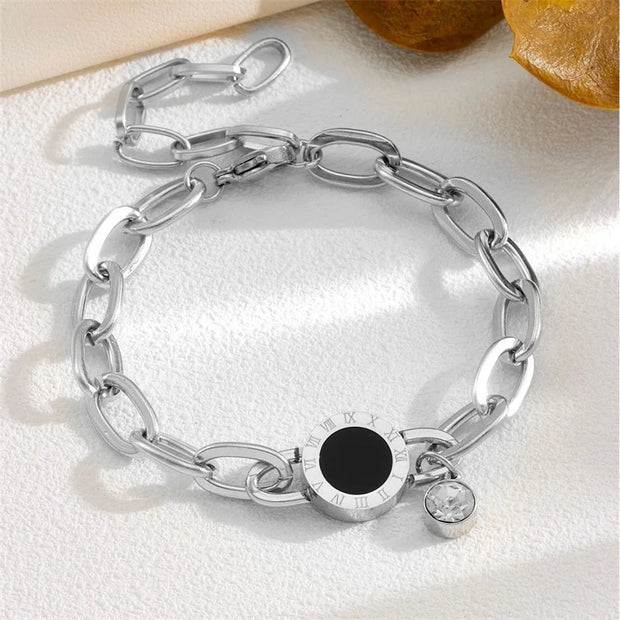 316L Stainless Steel Black And White Fritillaria Roman Round Plate Elegant And Charming Golden Gril Bracelet Evening Jewelry