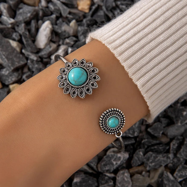 Vintage Green Stone Bracelets for Women Luxury Crystal Stone Flowers Opening Bangle Adjustable Jewelry Accessories - Luxe Ladies Moda