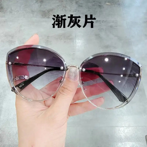 Fashion Cat Eyes Sunglasses Women Metal Female UV400 Vintage Ladies Stylish Design Oversized Square Sunglasses For Women - Luxe Ladies Moda
