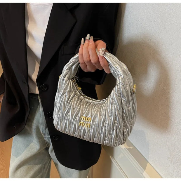 Chic Solid Color Crossbody Bag – Textured Leather Handbag with Adjustable Strap