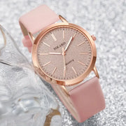 New Simple Women Watches Luxury Design Leather Watch Ladies Quartz Wristwatch Womens Small Round Dial Clock Reloj Mujer