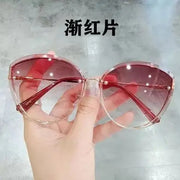 Fashion Cat Eyes Sunglasses Women Metal Female UV400 Vintage Ladies Stylish Design Oversized Square Sunglasses For Women - Luxe Ladies Moda