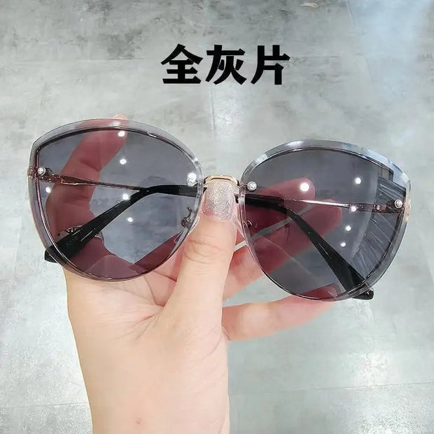 Fashion Cat Eyes Sunglasses Women Metal Female UV400 Vintage Ladies Stylish Design Oversized Square Sunglasses For Women - Luxe Ladies Moda