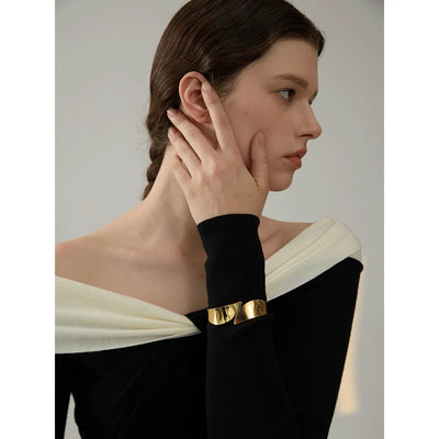 18K Gold Plated PVD Geometric Bangle - Luxe Ladies Moda