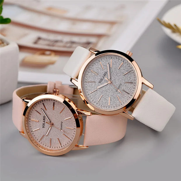 New Simple Women Watches Luxury Design Leather Watch Ladies Quartz Wristwatch Womens Small Round Dial Clock Reloj Mujer