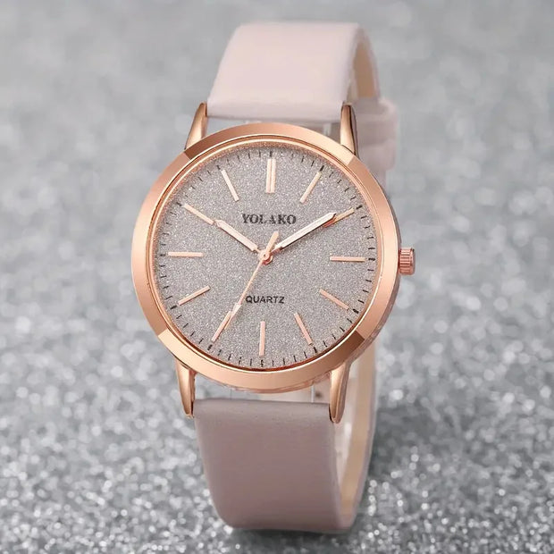 New Simple Women Watches Luxury Design Leather Watch Ladies Quartz Wristwatch Womens Small Round Dial Clock Reloj Mujer