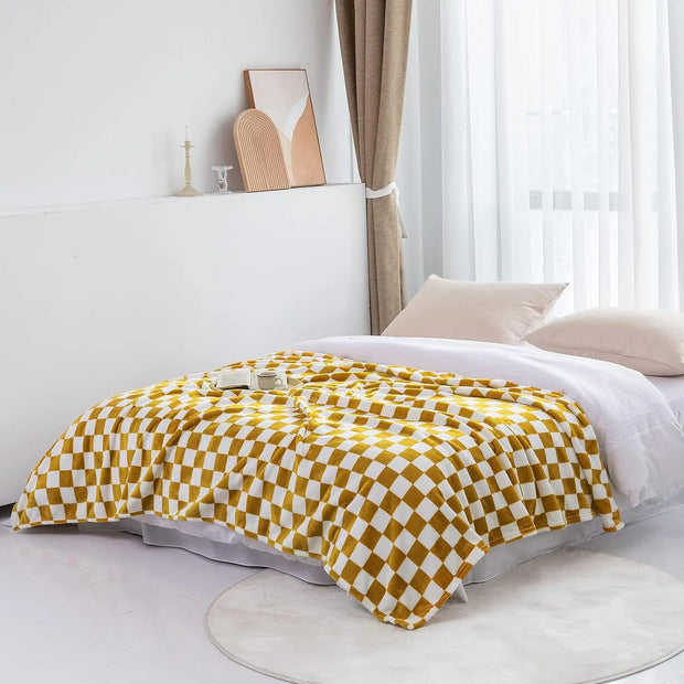 Buffalo Plaid Wool Blanket - Soft Velvet Flannel Throw - Luxe Ladies Moda