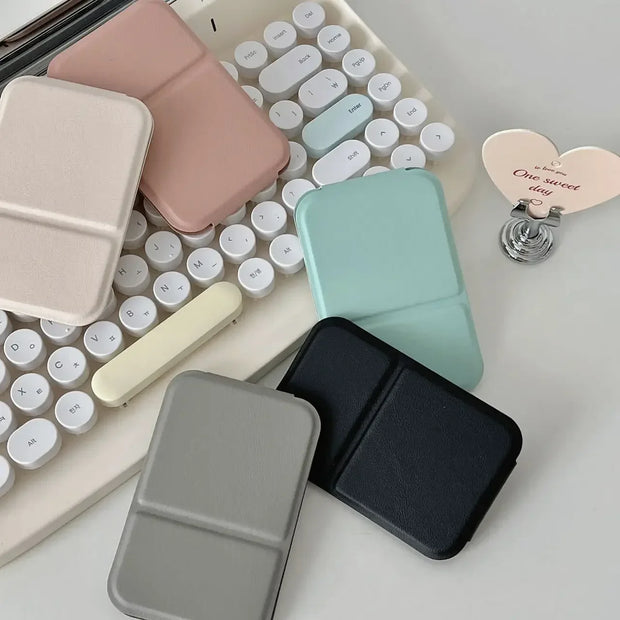 Desktop Makeup Mirror Solid Color PU Leather Simple Portable Handheld Makeup Mirror Foldable Student Compact Cute Pocket Mirror - Luxe Ladies Moda