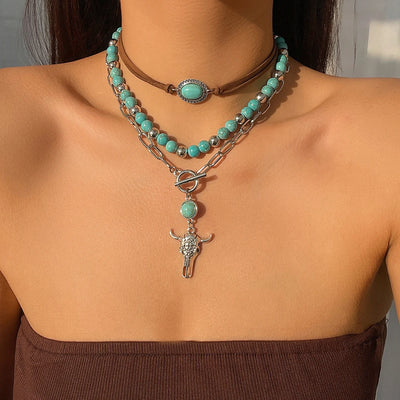 3pcs Set Vintage Ethnic Style Bull Head Pendant Necklace for Women Exquisite Green Stone Beads Clavicle Chain Jewelry - Luxe Ladies Moda
